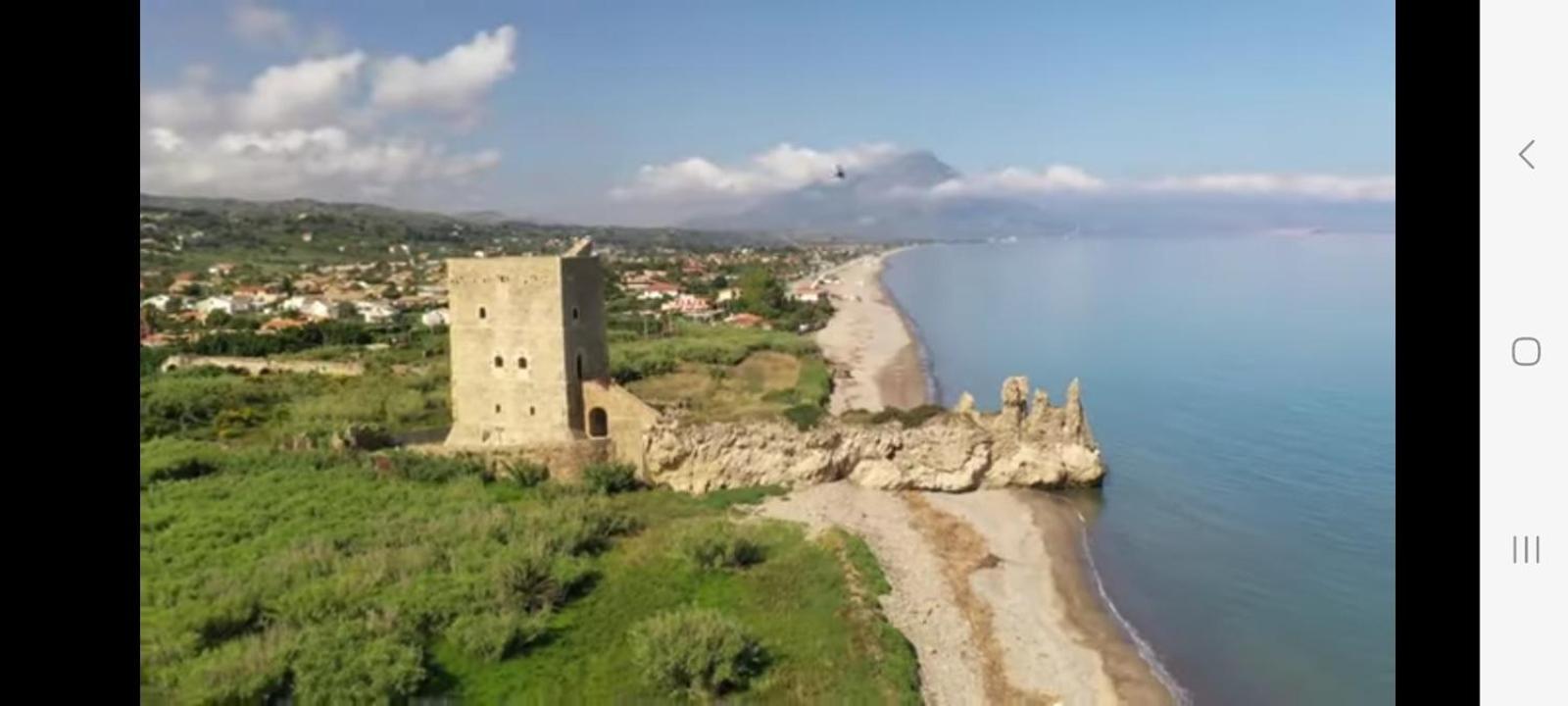 Holiday Homes Campofelice Di Roccella Buitenkant foto